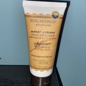 Tuscan Hills Hand Product